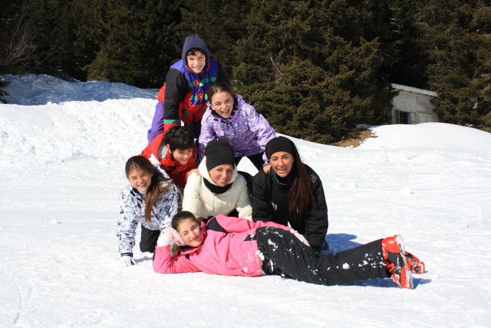 juinior club per la vacanza sulla neve ad Asiago in settimana bianca